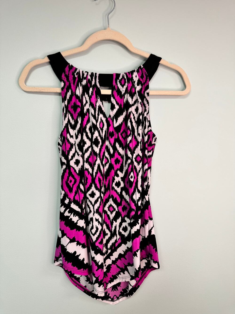 EUC! International Concepts Patterned Halter Top - Pink, White & Black - Small